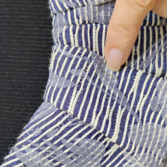 Tahari - Arthur S. Levine Dress size 4 - Picture 6 of 6